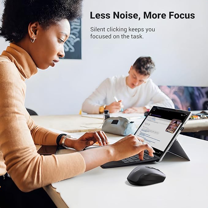 UGREEN MU006 Ergonomic Wireless Mouse UGREEN MU006 Ergonomic Wireless Mouse